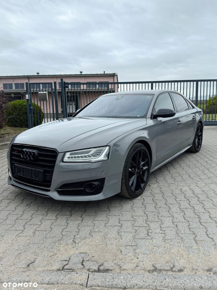 Audi S8 Plus 4.0 TFSI Quattro - 4
