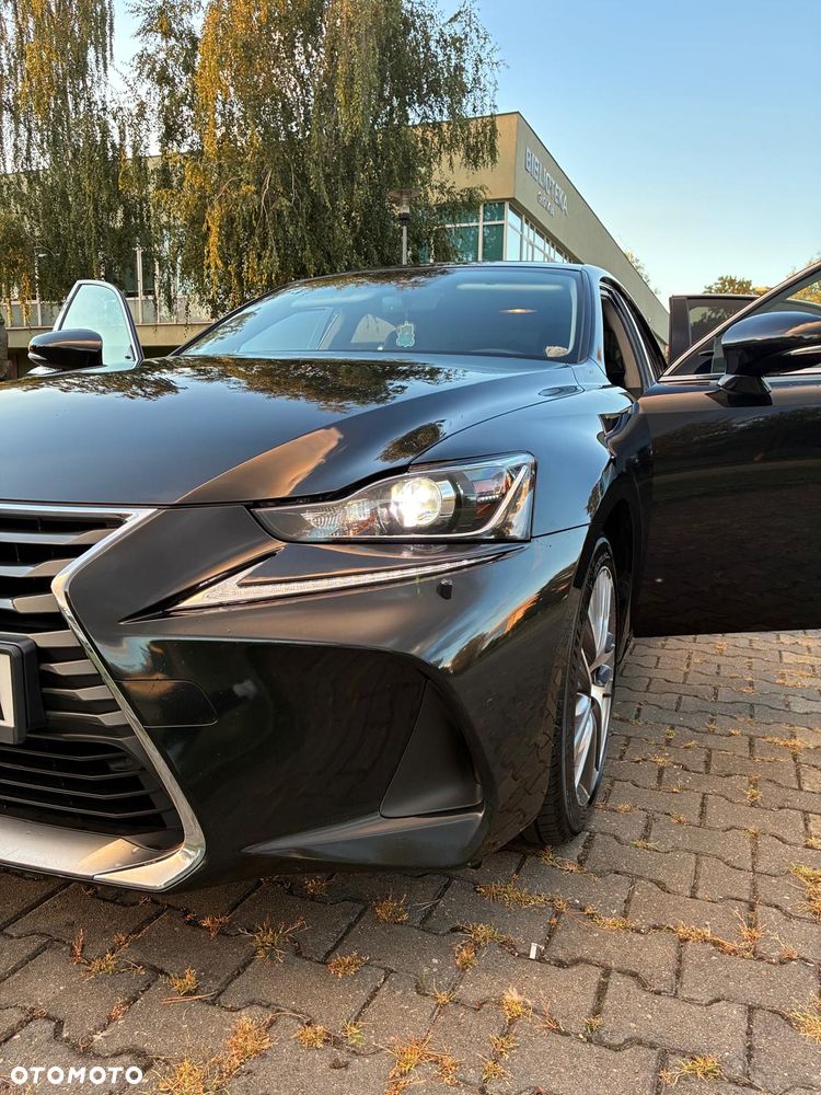 Lexus IS 200t Elegance - 2