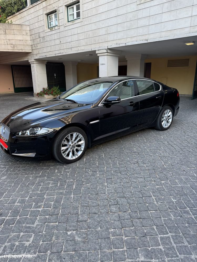 Jaguar XF 2.2 - 4
