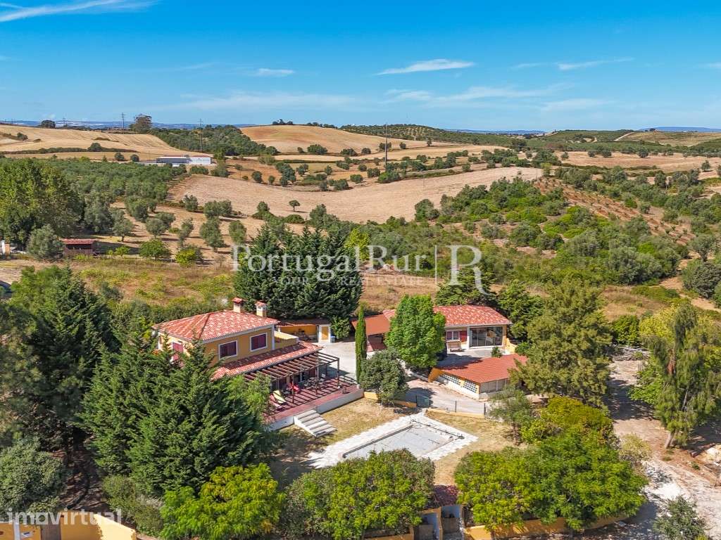 Quinta com excelente Moradia T4+1 no Ribatejo | Santarém a (-) de 1... - Grande imagem: 2/60