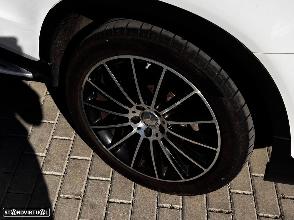 Mercedes-Benz GLC 250 d AMG Line 4-Matic - 16