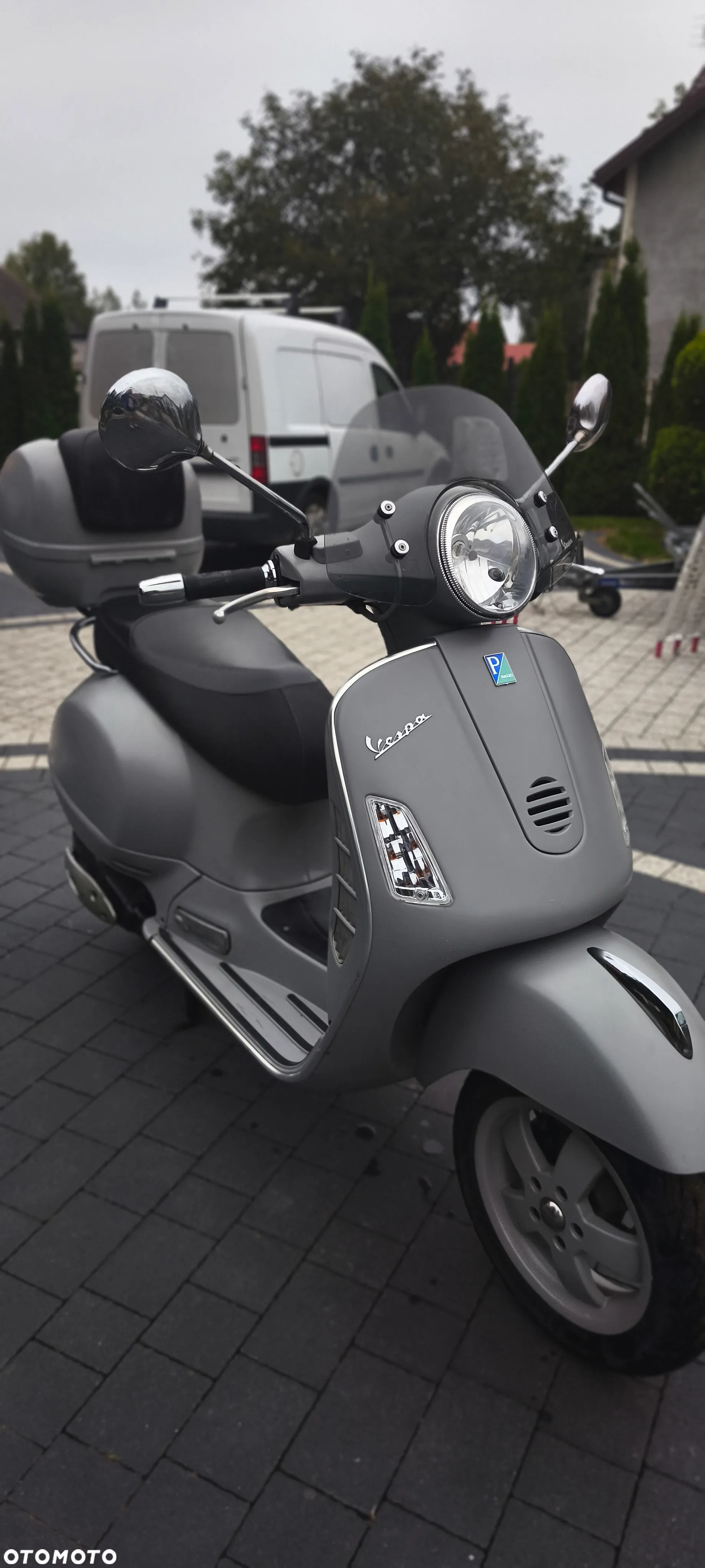 Vespa Grantourismo - 13
