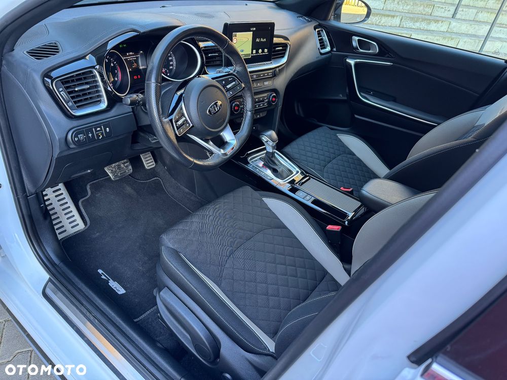 Kia Ceed 1.4 T-GDI DCT OPF GT Line - 18