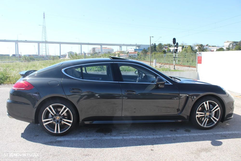 Porsche Panamera 4S PDK - 1