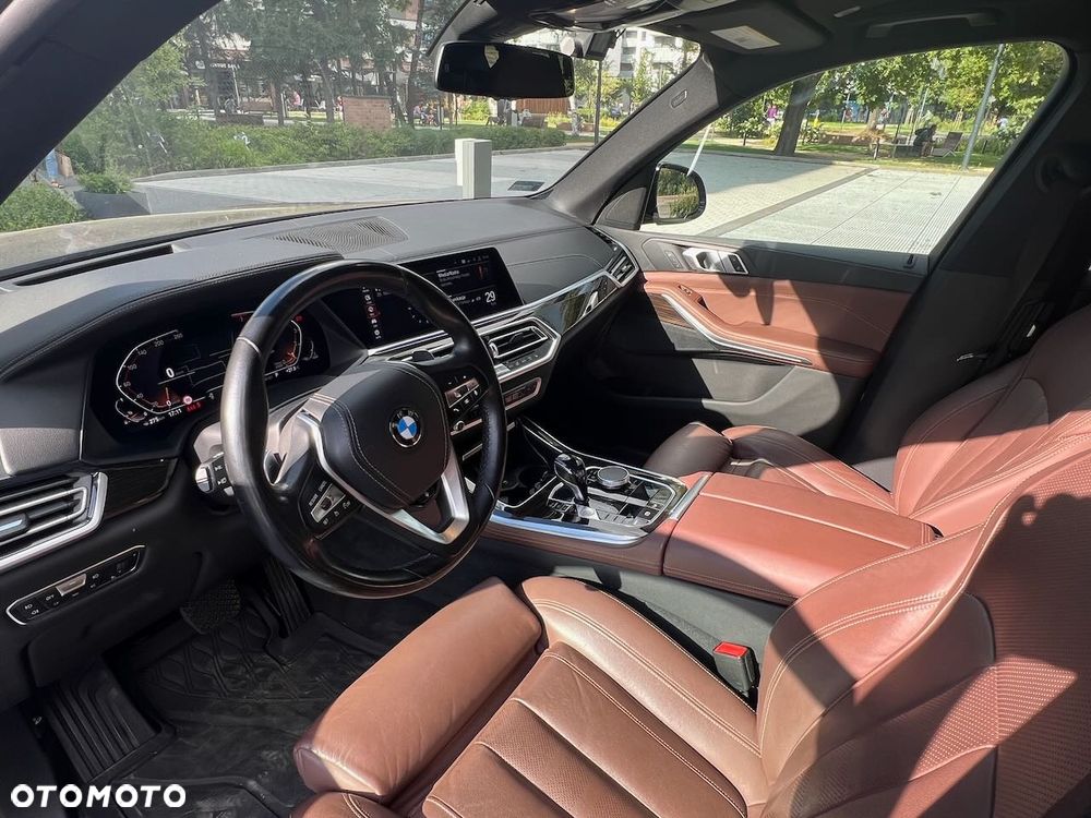 BMW X5 xDrive40i - 10