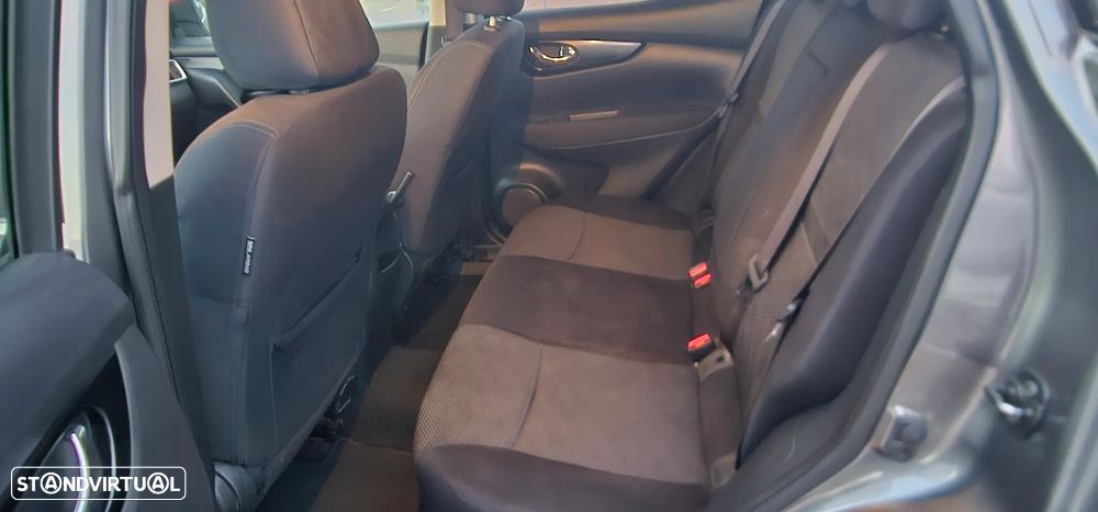 Nissan Qashqai 1.5 dCi N-Connecta 18 RS - 10