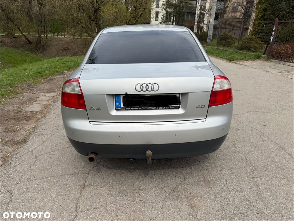 Audi A4 Avant - 14