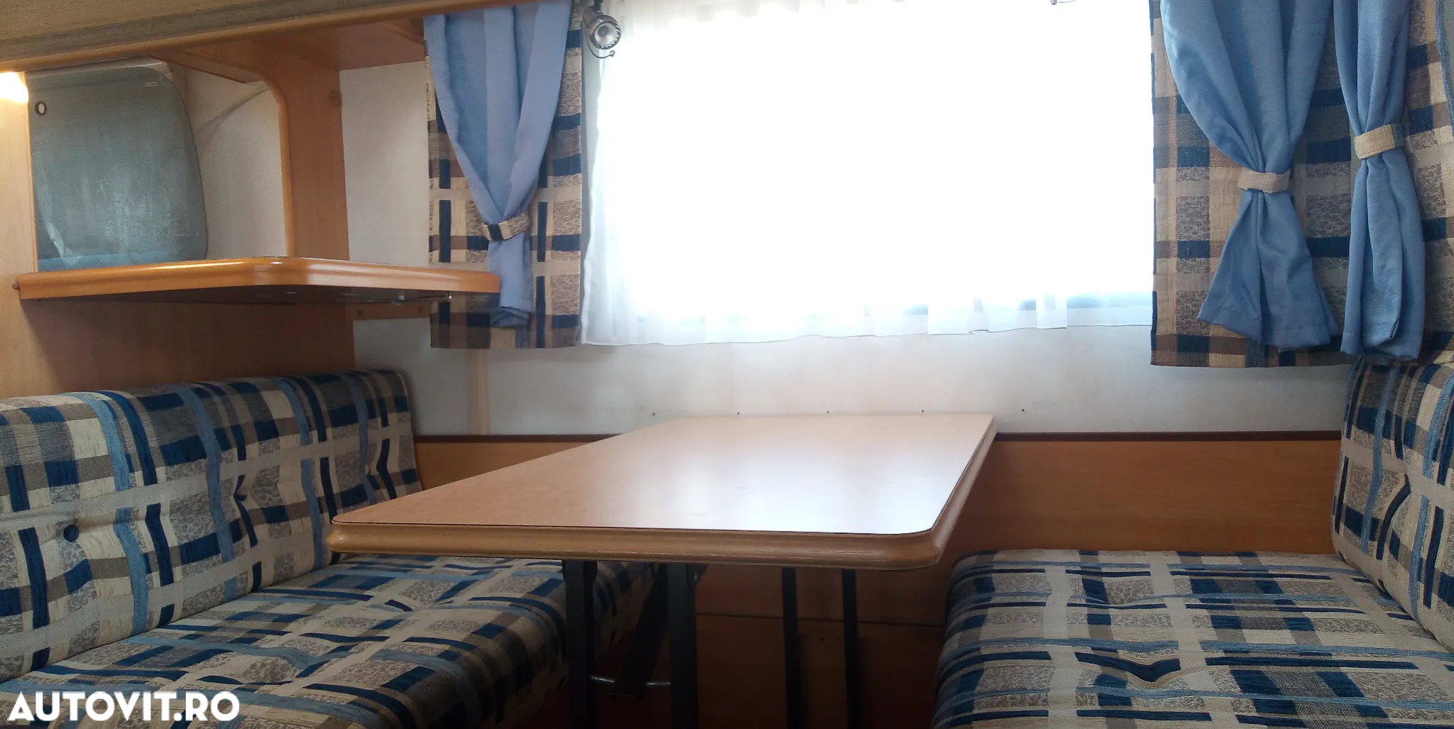 Alta LMC 495k (Lord Munsterland Caravans) - 9