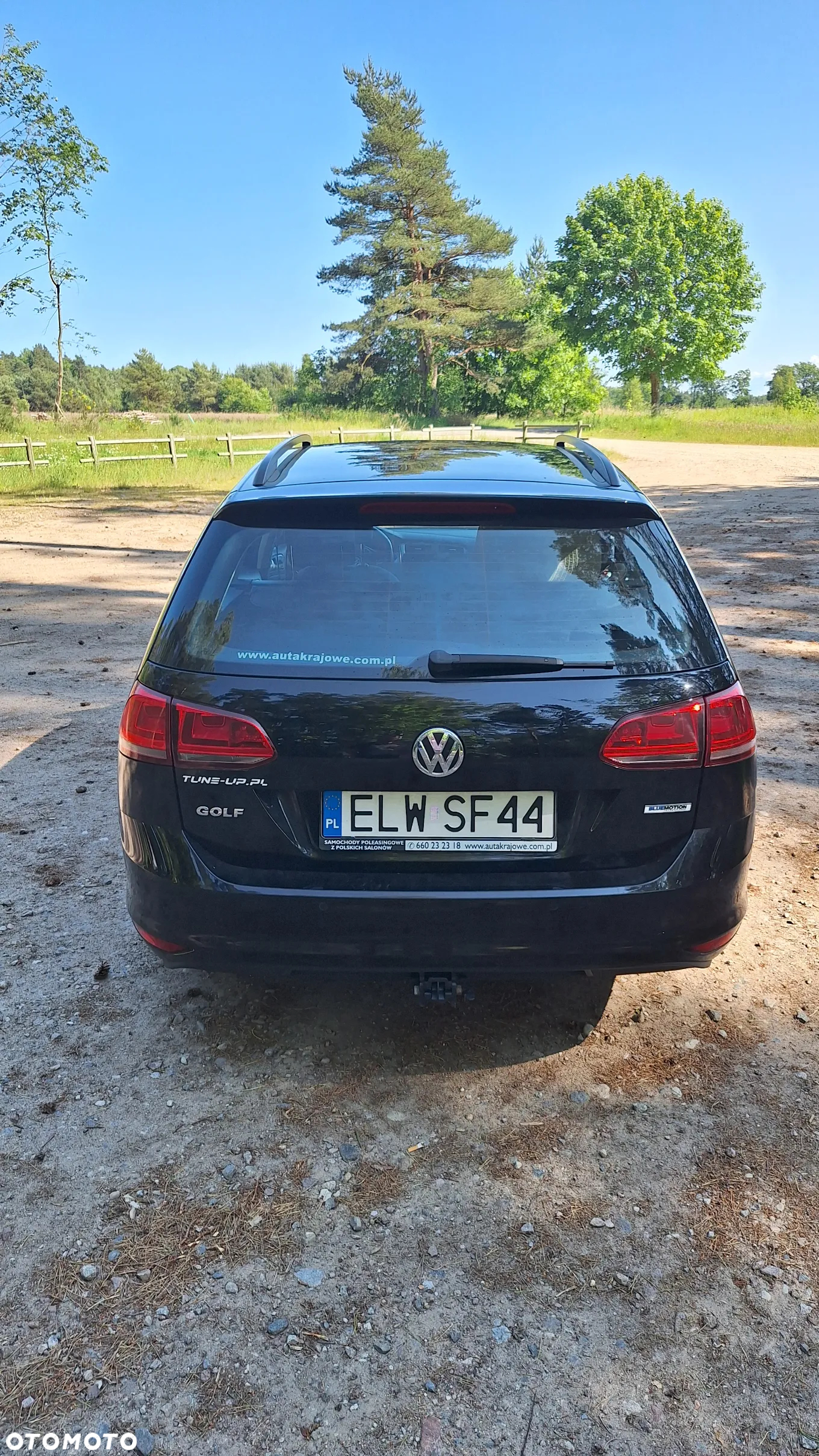 Volkswagen Golf VI 1.6 TDI Comfortline - 9