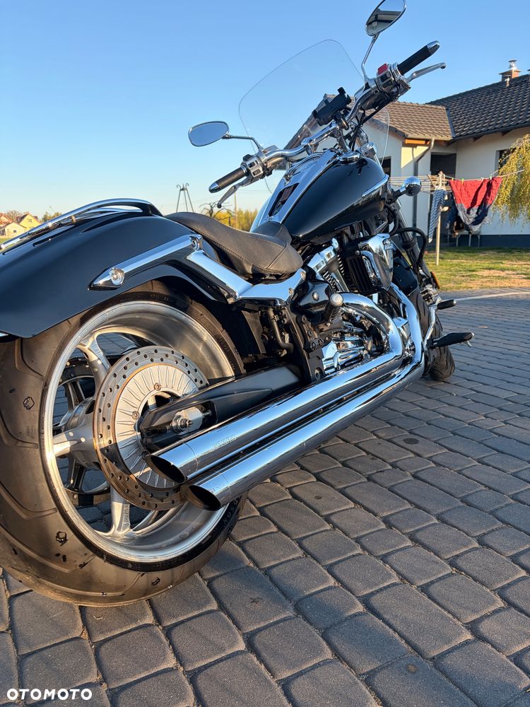 Yamaha Raider - 10