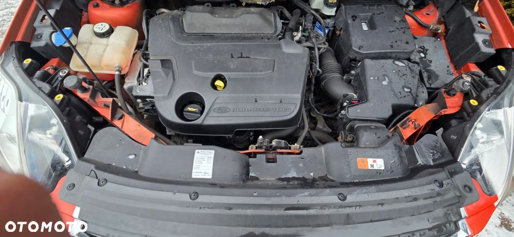 Ford Kuga 2.0 TDCi 2x4 Champions Edition - 38