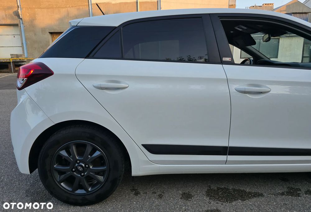 Hyundai i20 - 32