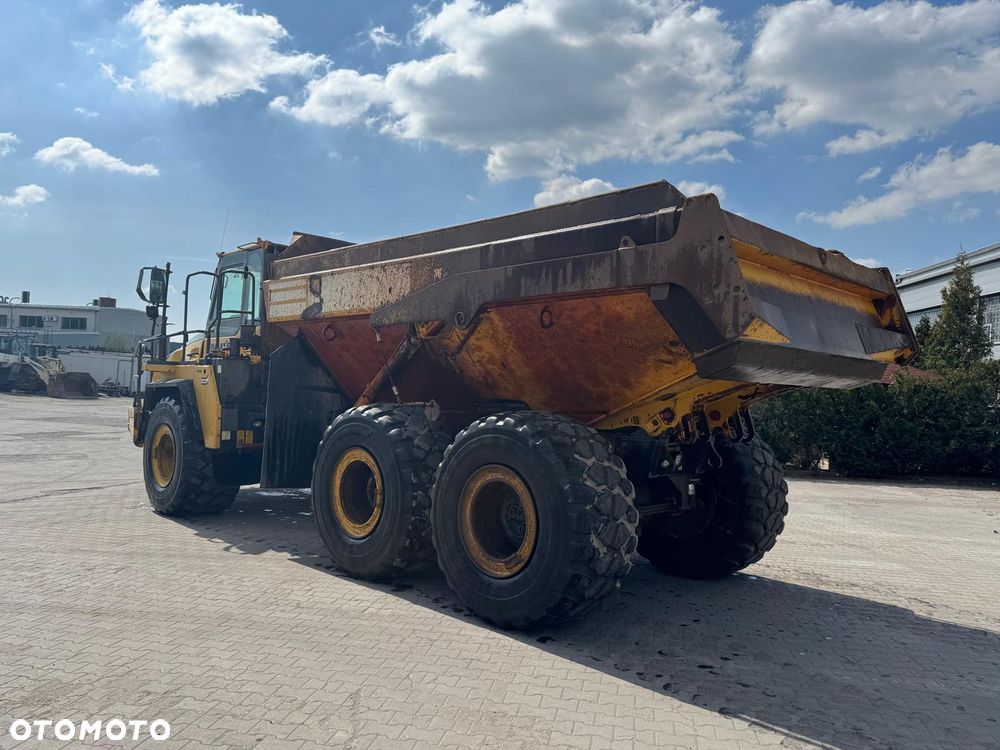 Komatsu HM300-3 - 9
