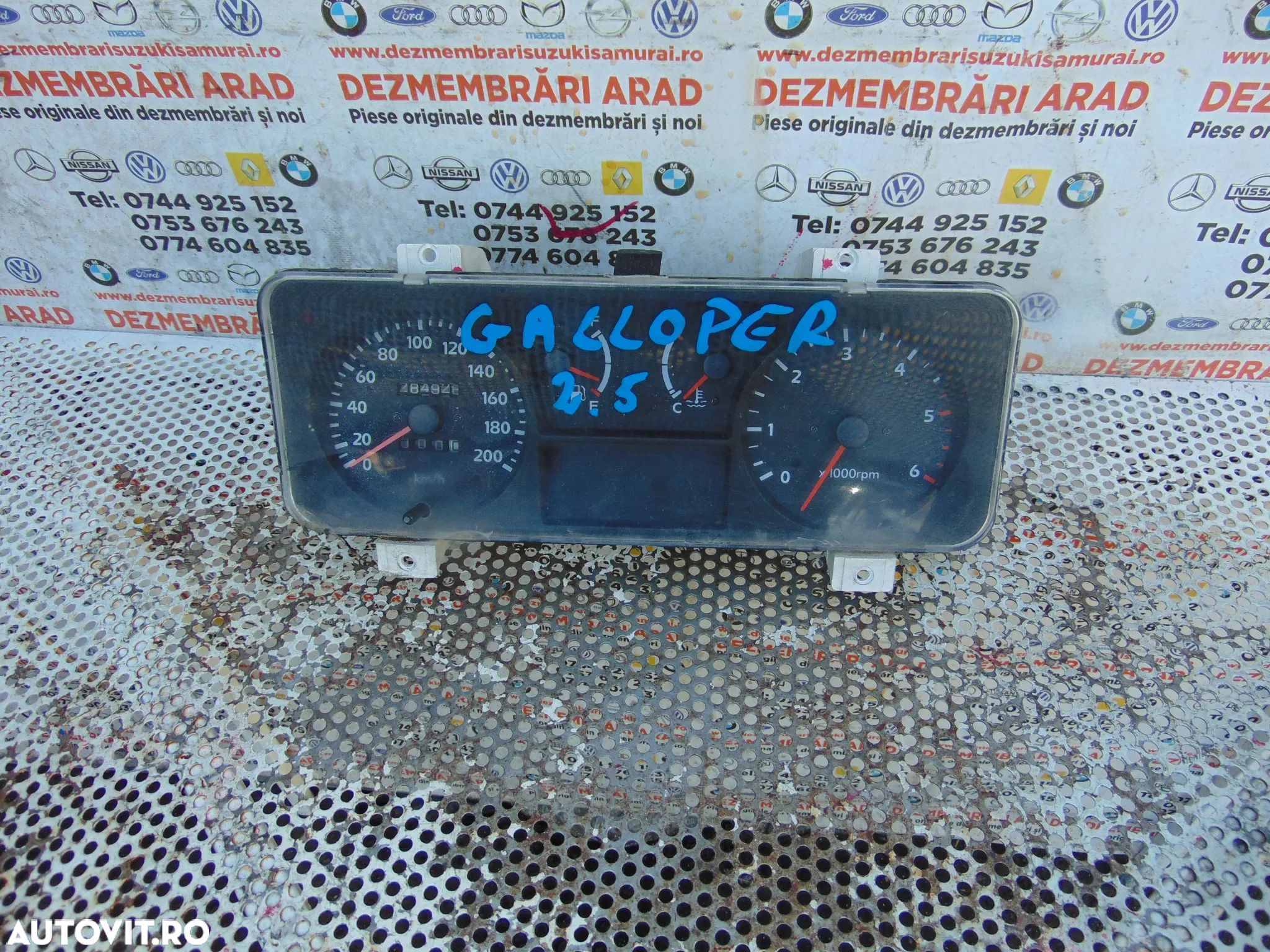 Ceasuri Hyundai Galloper ceasuri bord dezmembrez Galloper 2.5 - 1