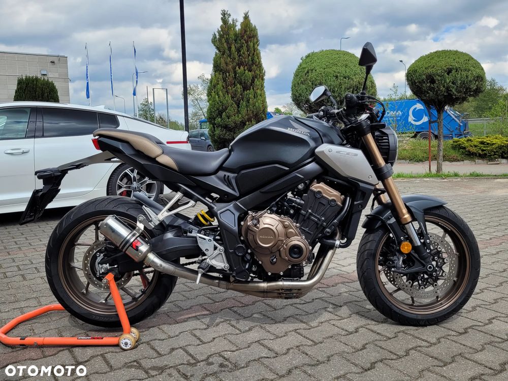 Honda CB - 3