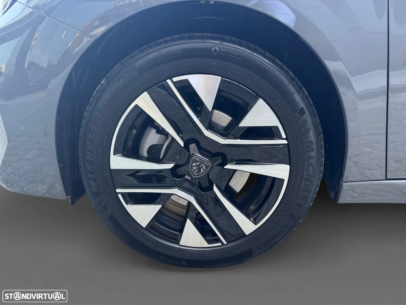 Peugeot 208 1.2 Hybrid Allure e-DCS6 - 16