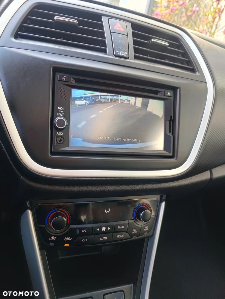 Suzuki SX4 S-Cross 1.6 VVT 4x2 limited+ - 11