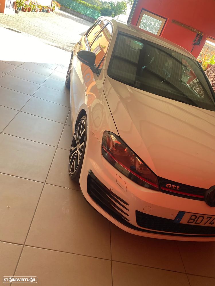 VW Golf 2.0 GTi DSG Edition 30 - 37