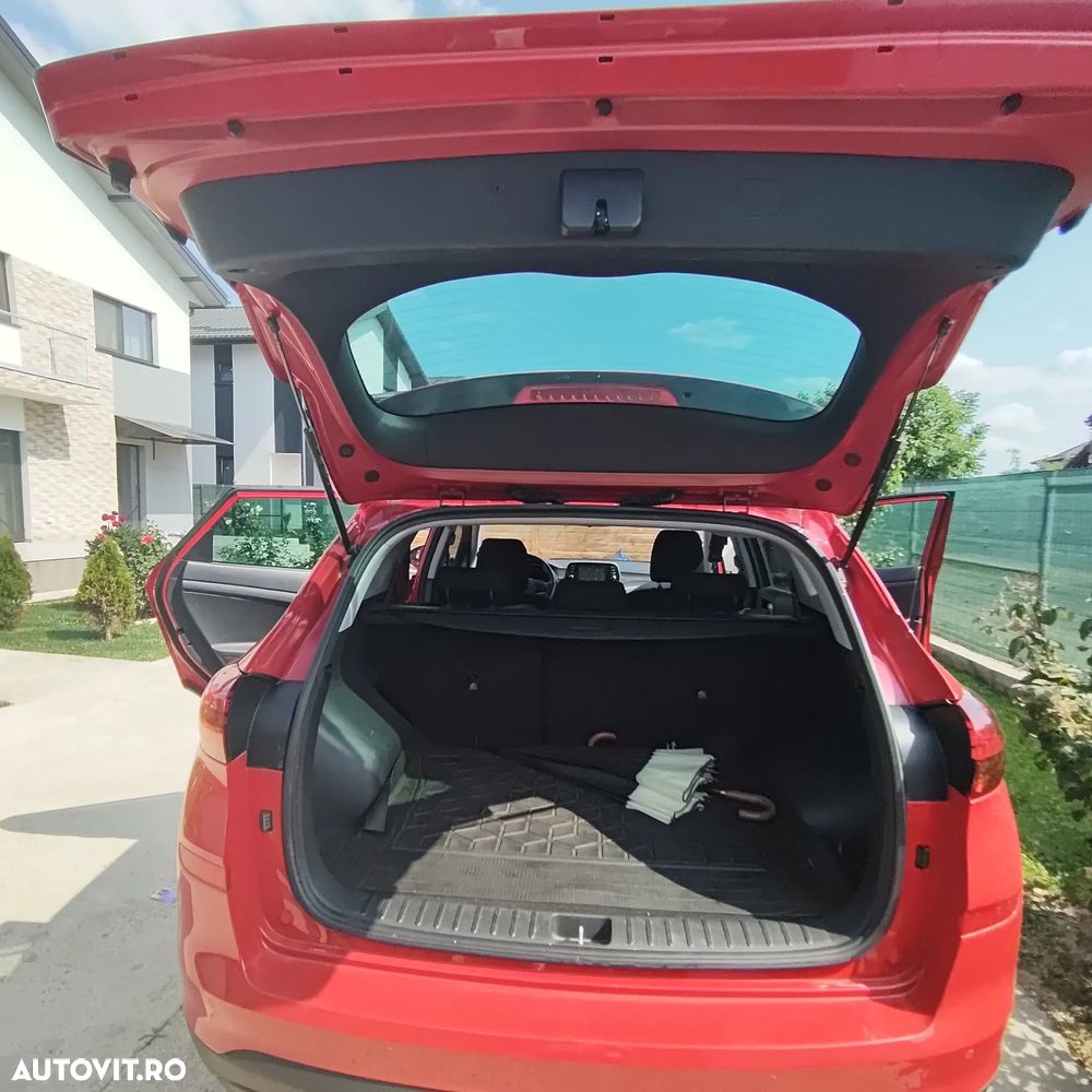 Hyundai Tucson 1.6 GDI 2WD 6MT Comfort - 13