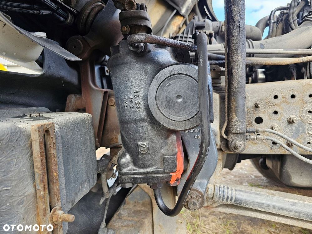 PRZEKŁADNIA KOLUMNA MAGLOWNICA KIEROWNICZA ZF WF2 IVECO EUROCARGO FELGI 19,5 - 1