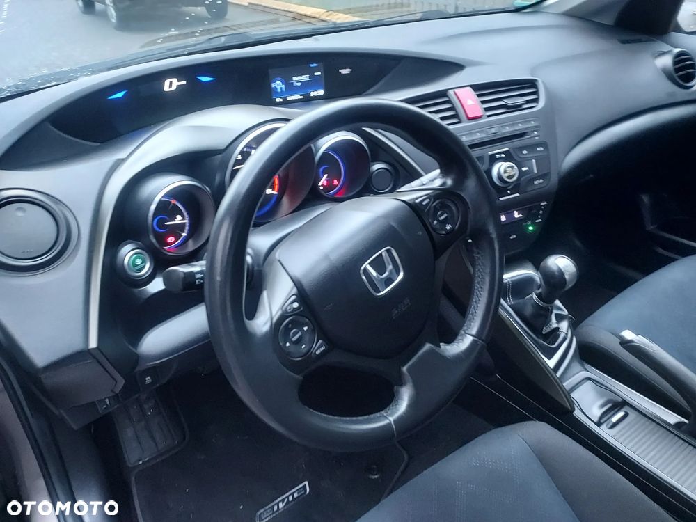 Honda Civic 1.4 i-VTEC Comfort - 24