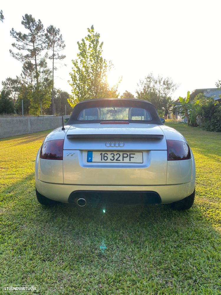 Audi TT Coupé 1.8 T - 2