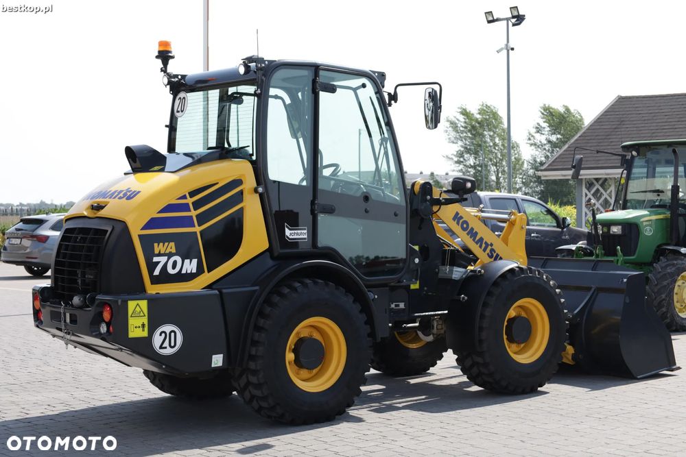 Komatsu WA70M-8 - 7