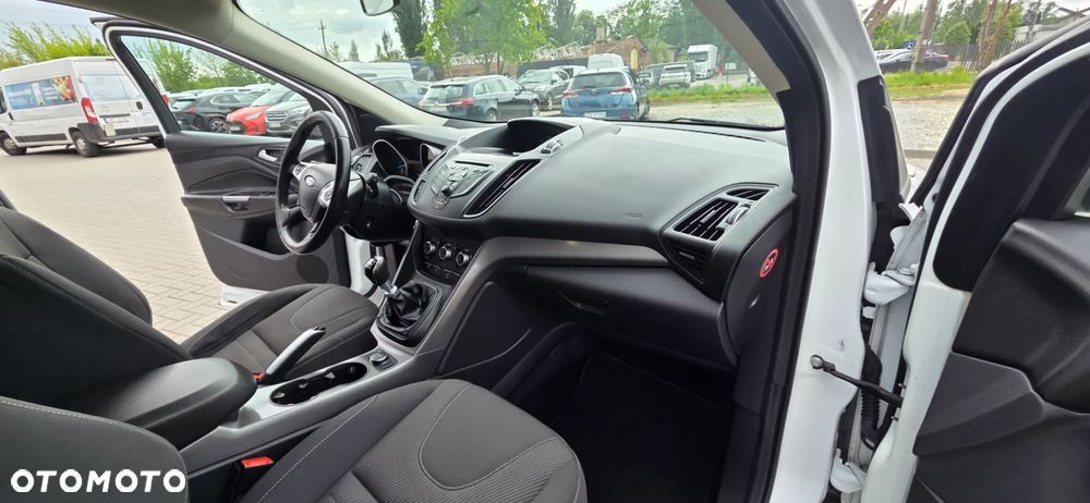 Ford Kuga 1.5 EcoBoost FWD Trend ASS - 38