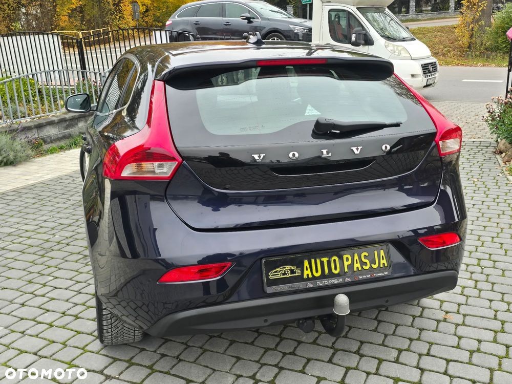 Volvo V40 D2 Summum - 16