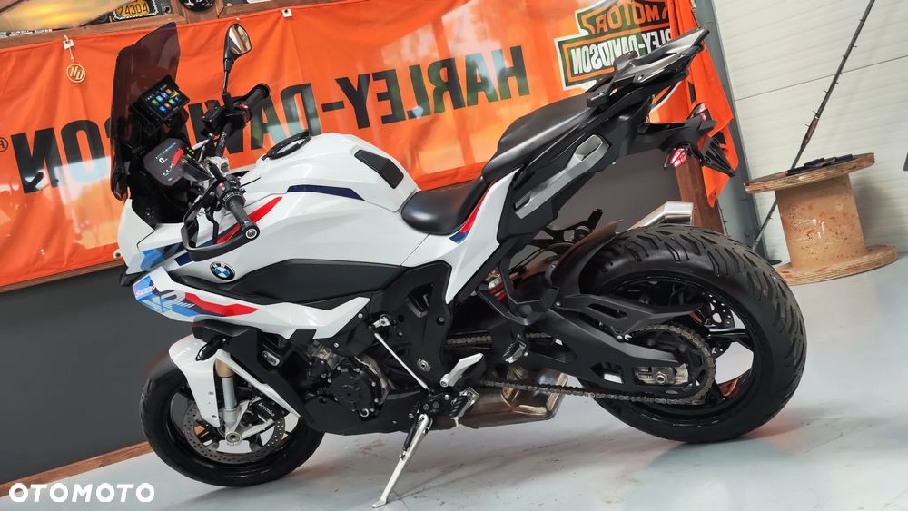 BMW XR - 7