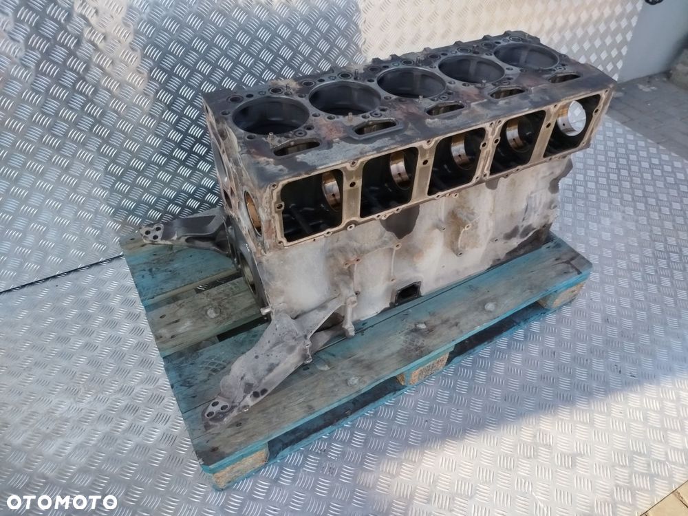 BLOK SILNIKA SCANIA 9L DC 09 OC 09 - 3