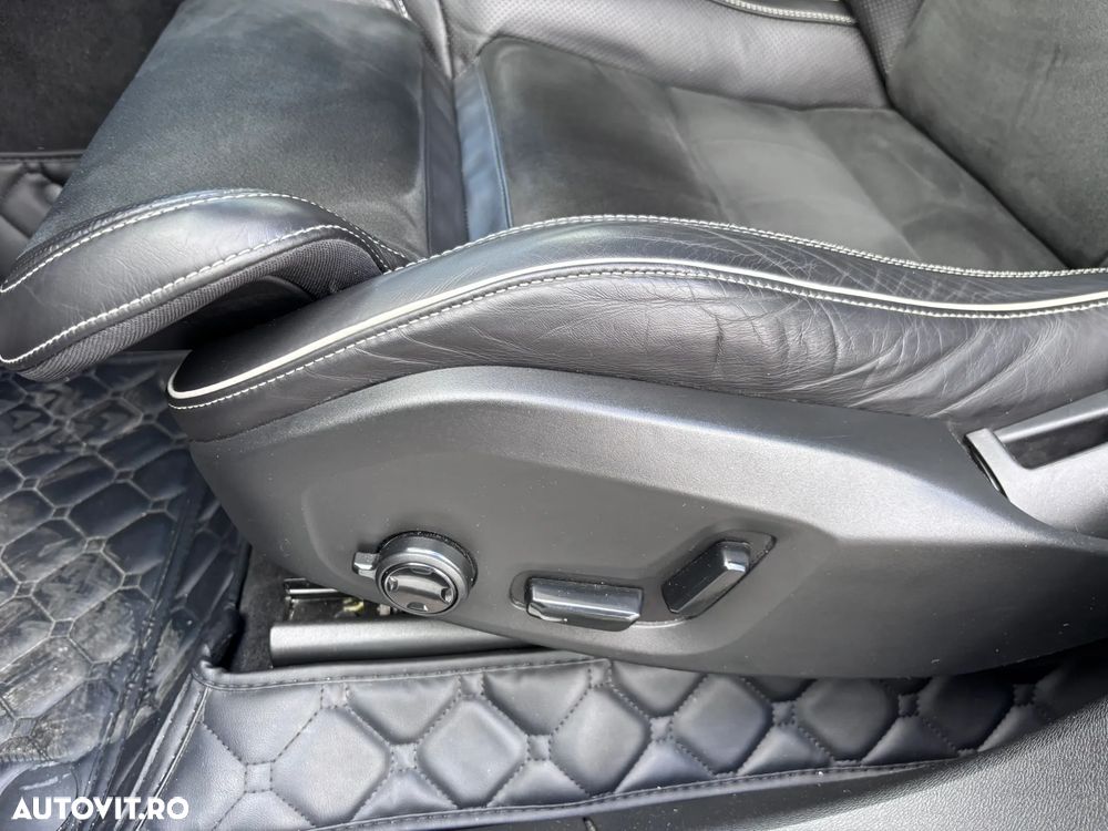Volvo XC 60 D5 AWD Geartronic RDesign - 23