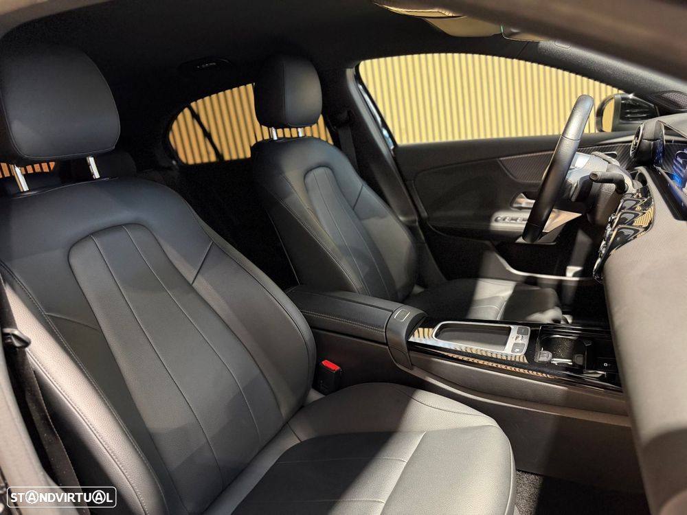 Mercedes-Benz A 250 e Progressive - 24