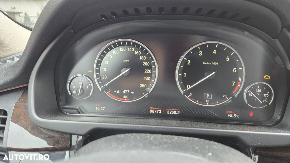 BMW X5 xDrive35i - 4