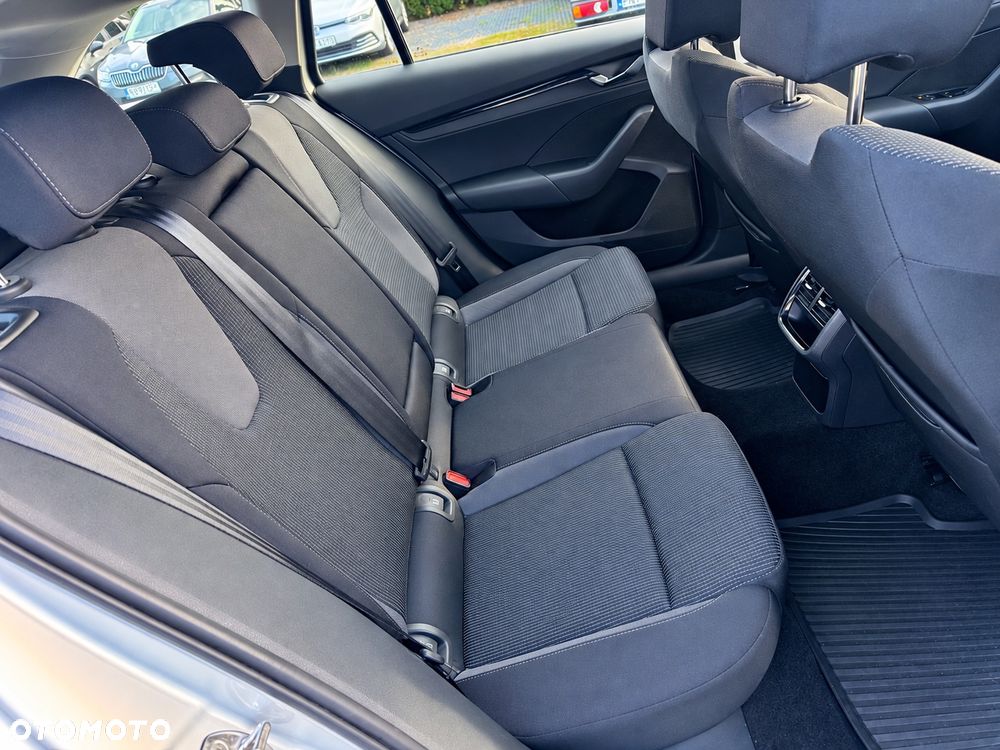 Skoda Octavia 2.0 TDI Style - 13