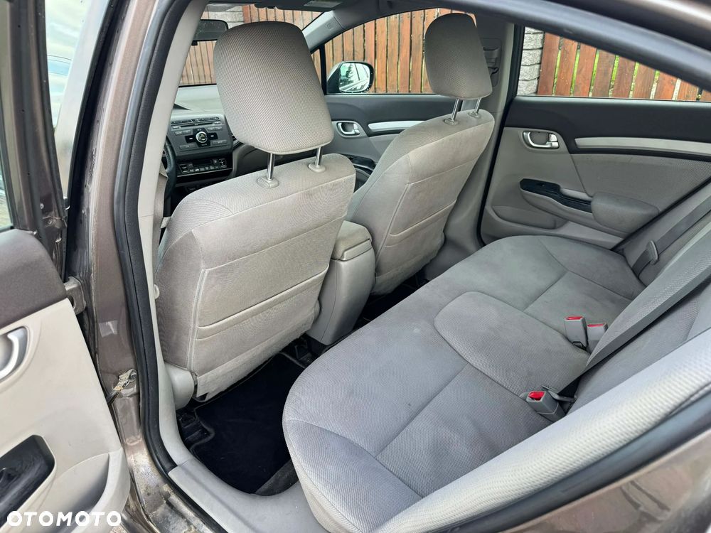 Honda Civic 1.8 Executive - 5