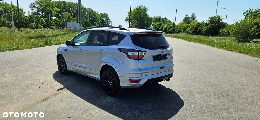 Ford Kuga 2.0 TDCi 4x4 ST-Line - 17