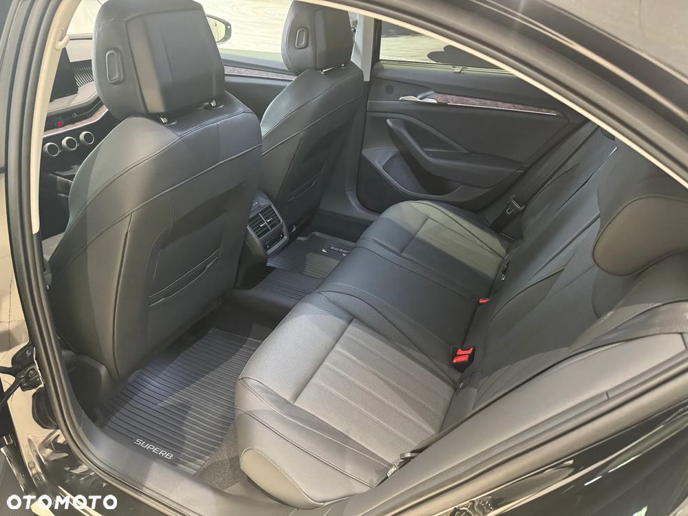 Skoda Superb 2.0 TSI L&K DSG - 6