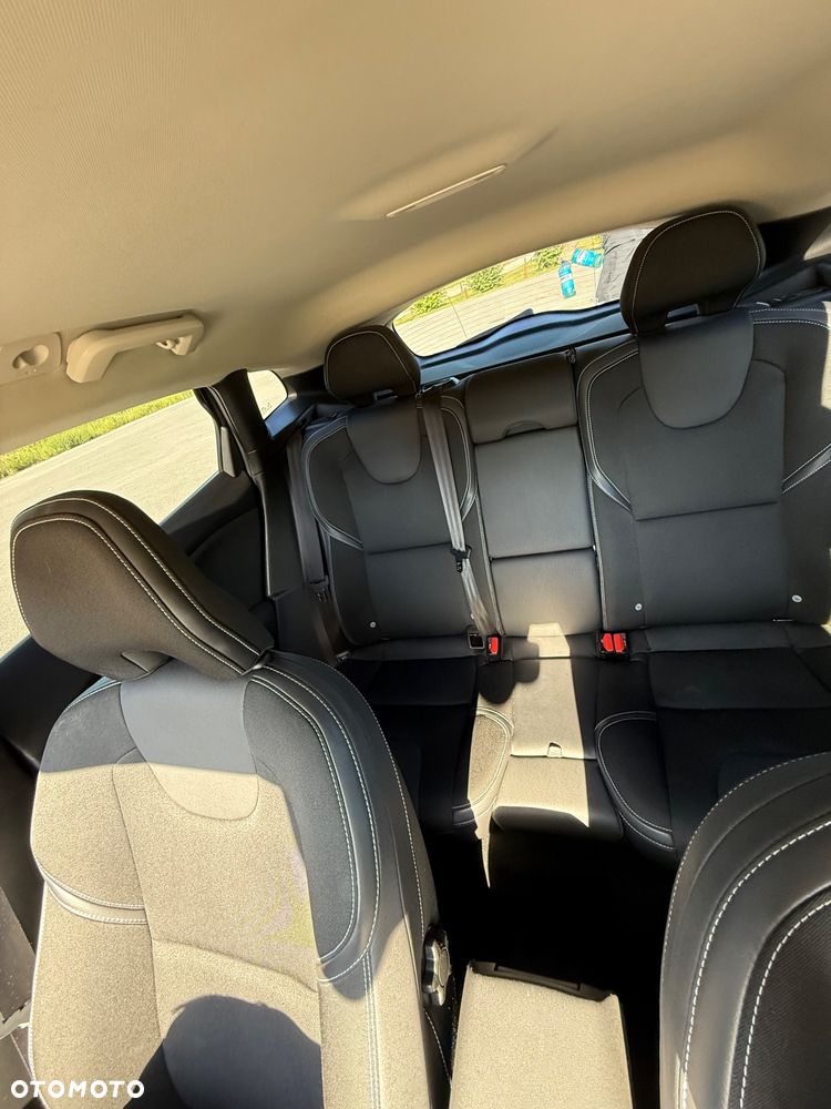 Volvo V40 - 14