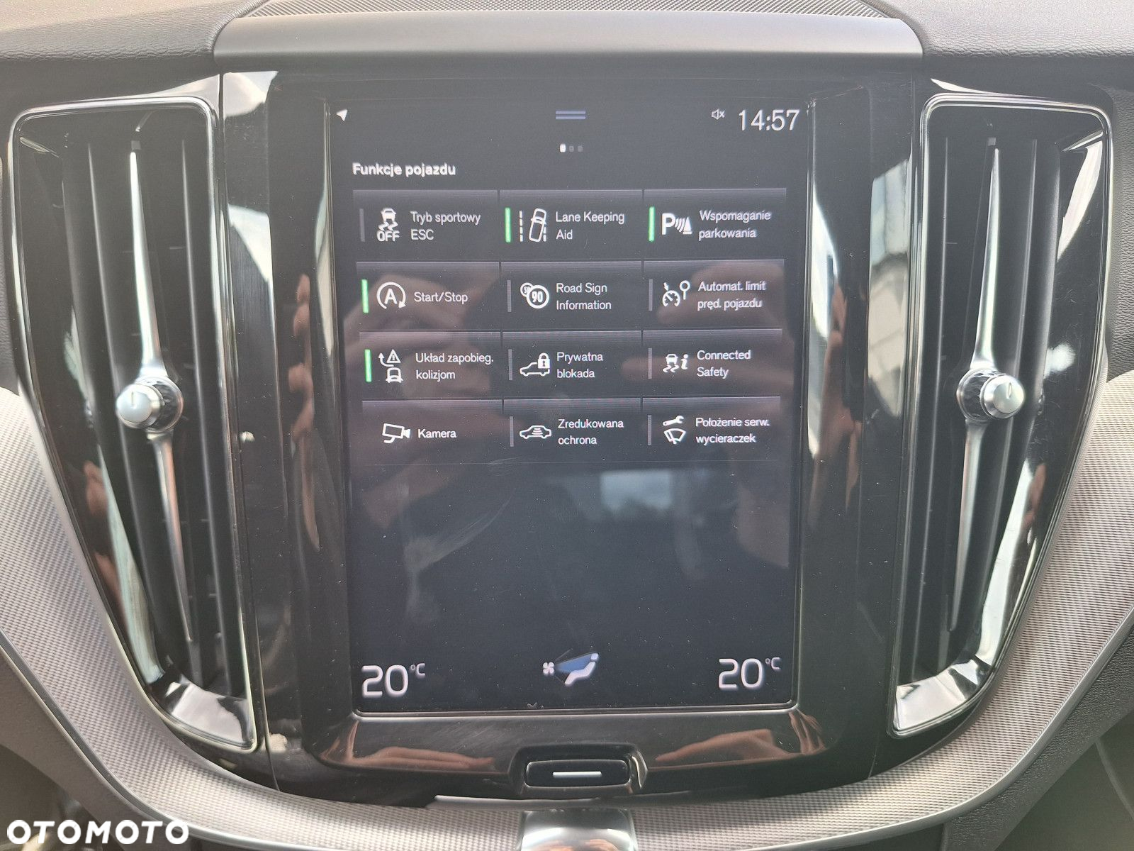 Volvo XC 60 - 22