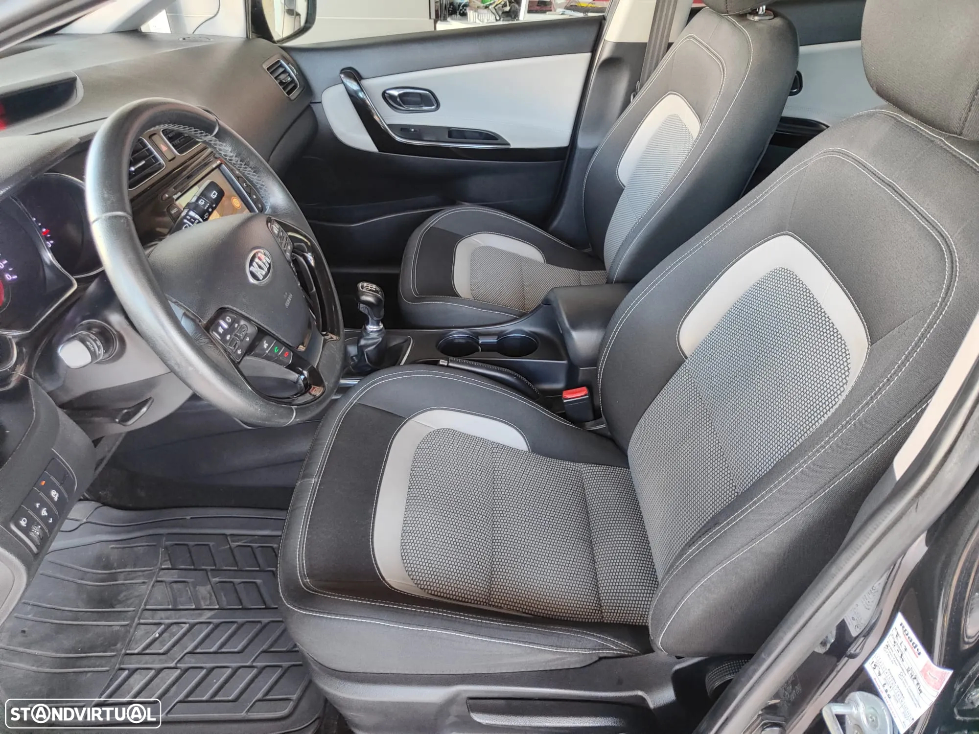 Kia Ceed SW 1.4 CRDi Nav Line - 11