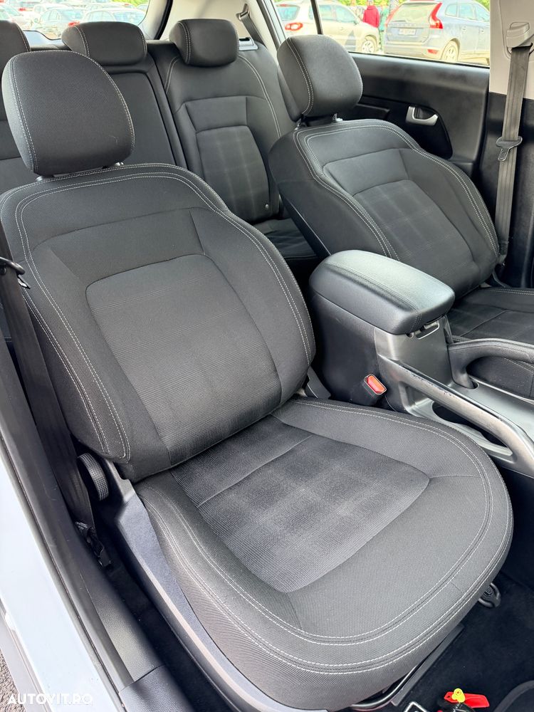 Kia Sportage 1.7 CRDI 2WD Dream-Team Edition - 20