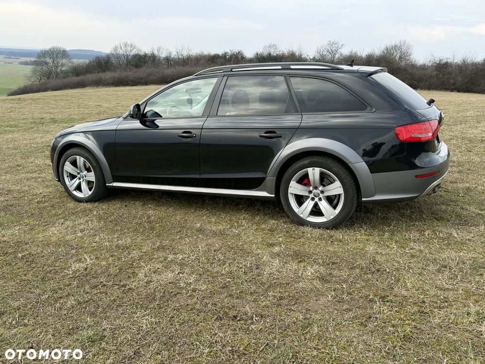 Audi A4 Allroad - 1