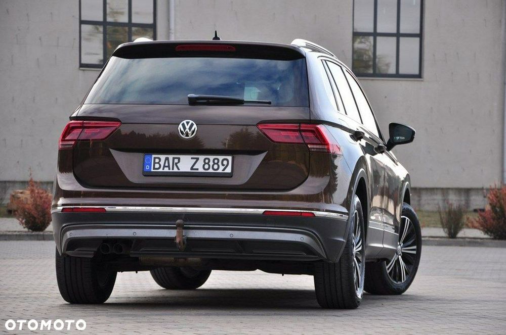 Volkswagen Tiguan - 11