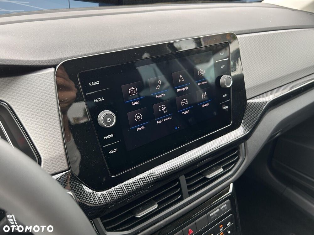 Volkswagen T-Cross - 23