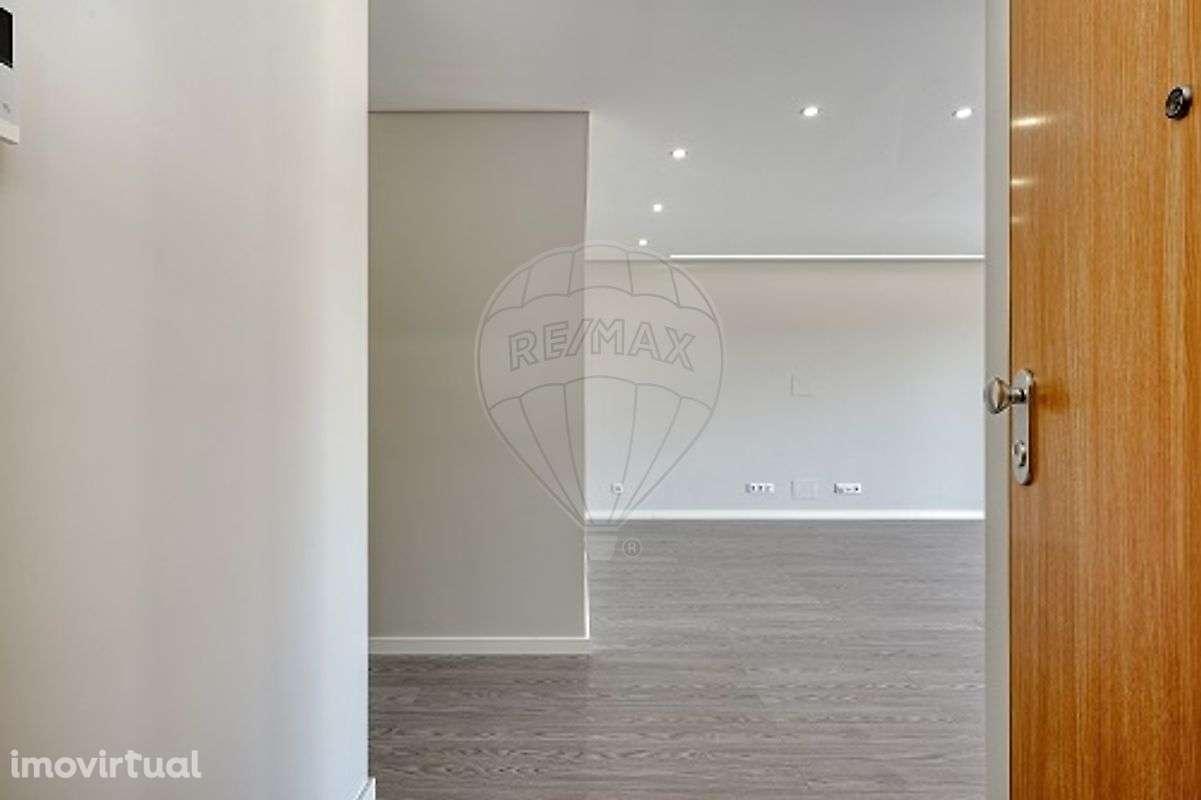 Apartamento T2 para venda - Grande imagem: 2/19