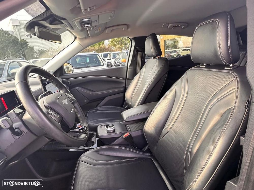 Ford Mustang Mach-E Alargada AWD - 27