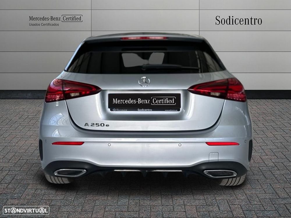 Mercedes-Benz A 250 e 8G-DCT Advanced AMG Line - 9