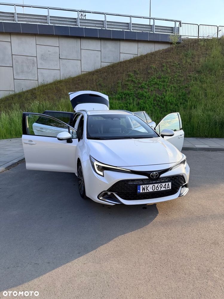 Toyota Corolla - 1