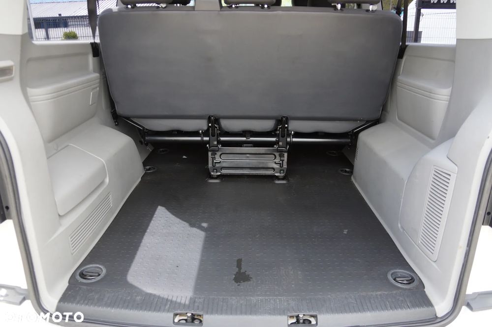 Volkswagen Caravelle TDI L2 Comfortline - 27